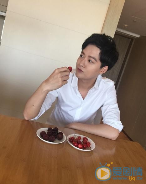 天乩之白蛇傳說饕餮是誰演的？饕餮扮演者傅方俊個人資料、寫真及生活照欣賞