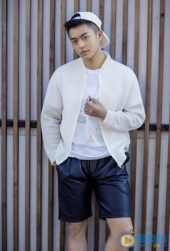 朱潤個人資料簡介 朱潤寫真