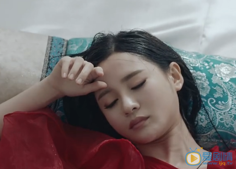  瘋狂天后董意怎么穿越到女人國的？