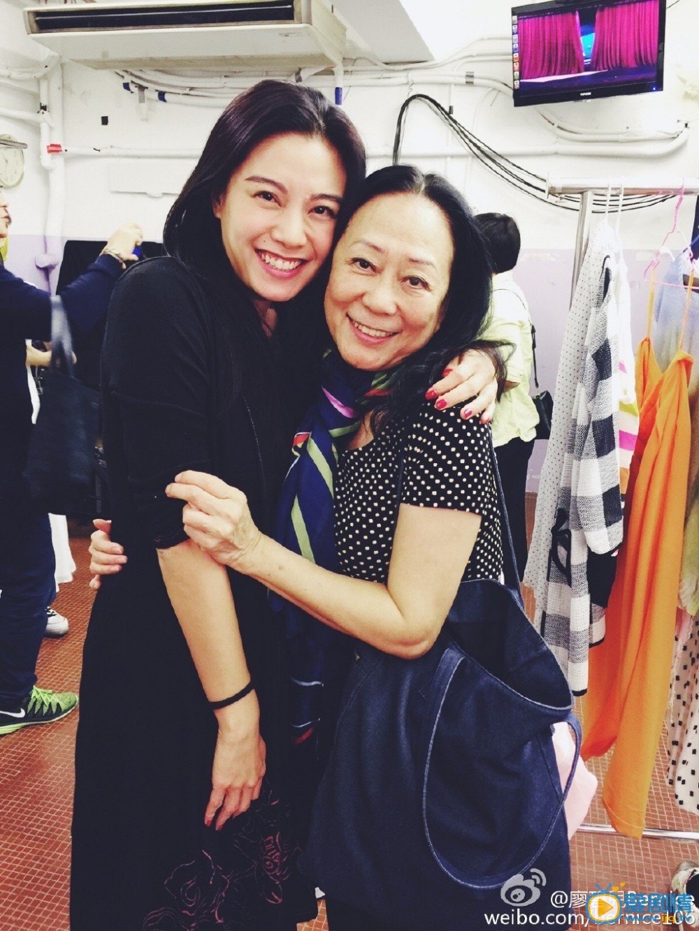 劉海戲金蟾莫彤扮演者廖碧兒寫真及生活照欣賞