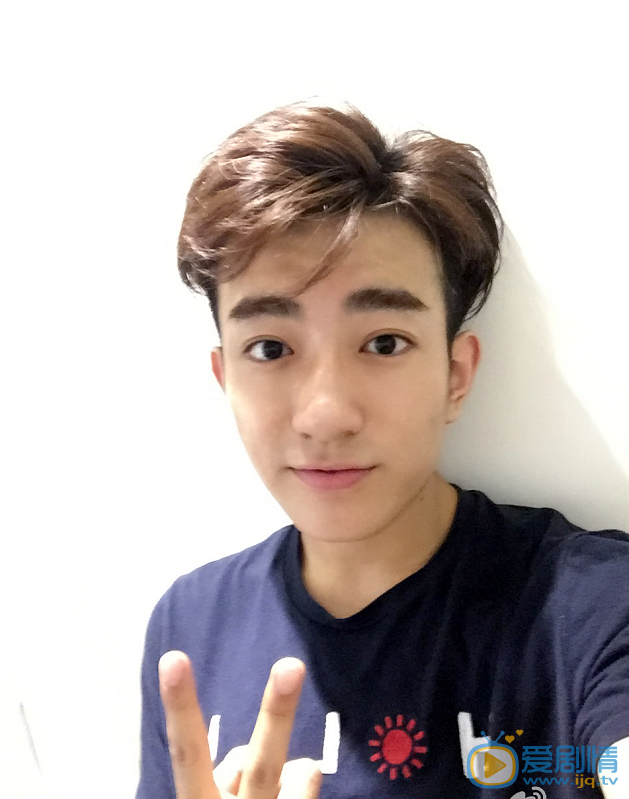 獨步天下褚英是誰演的?褚英扮演者王凱熠個人資料及生活寫真照欣賞