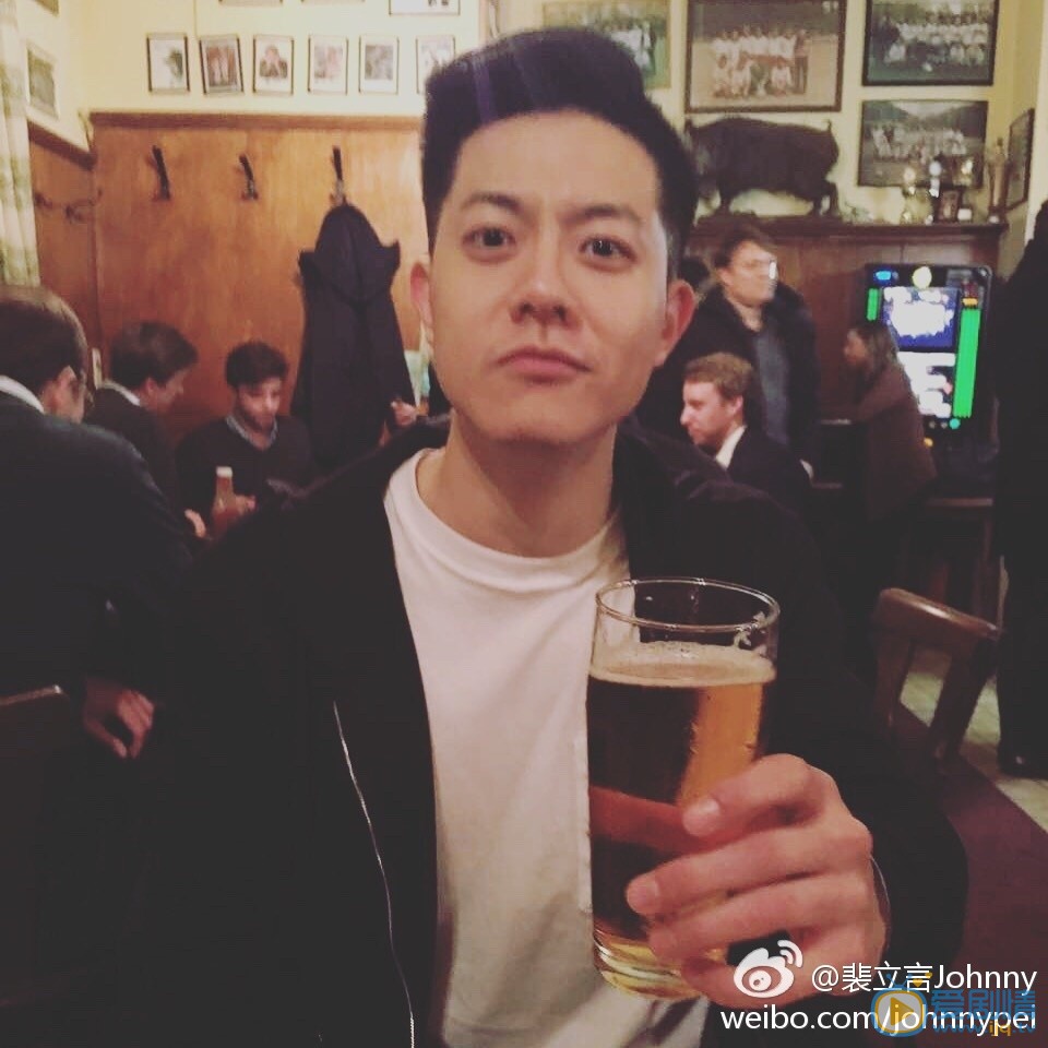 王子咖啡店陳海深扮演者裴立言生活照欣賞