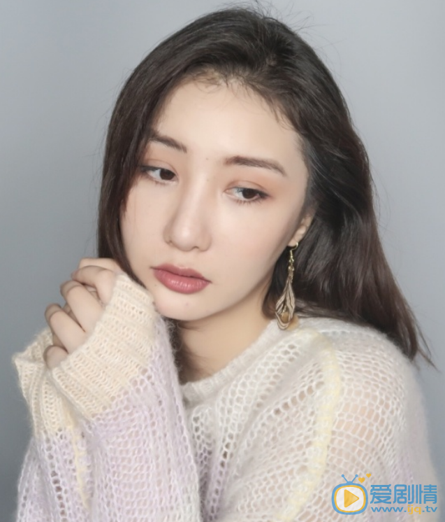 曾凡子個人資料簡介 曾凡子演藝經歷 曾凡子寫真