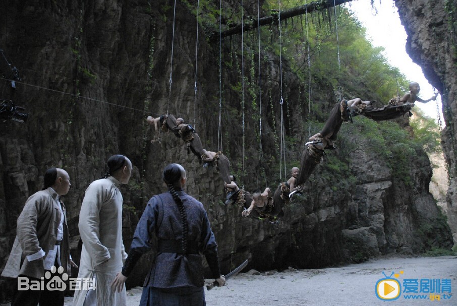 青年霍元甲之衝出江湖劇情介紹