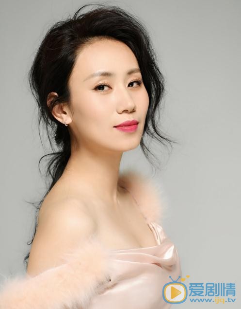 花兒與遠方田大鳳是誰演的?花兒與遠方田大鳳扮演者盧卓婕個人資料、寫真及生活照欣賞