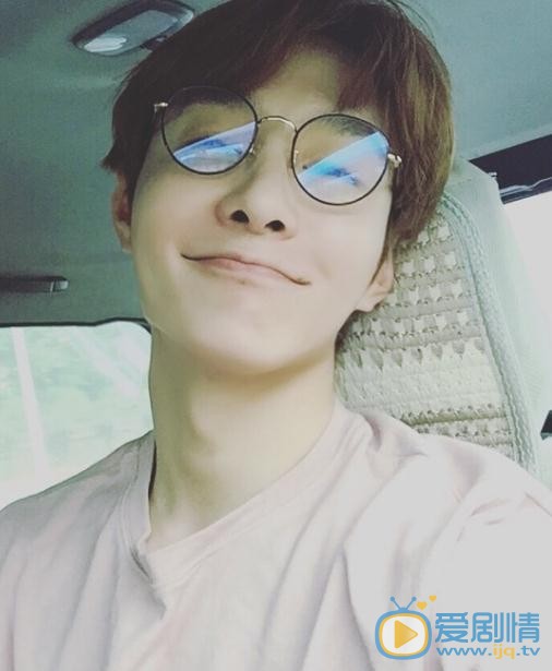 繭鎮奇緣夏冰是誰演的?繭鎮奇緣夏冰扮演者李昕亮個人資料、寫真及生活照欣賞