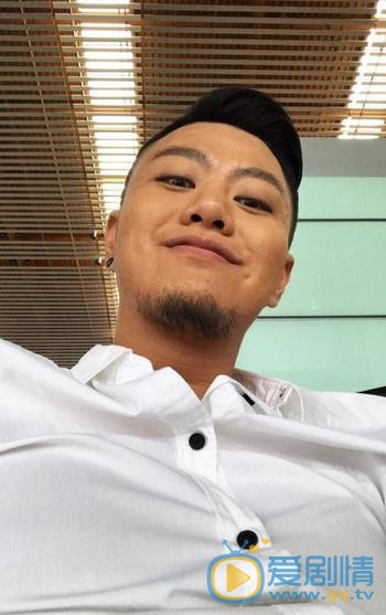 獵毒人蠍子是誰？蠍子扮演者趙荀個人資料、寫真及生活照欣賞