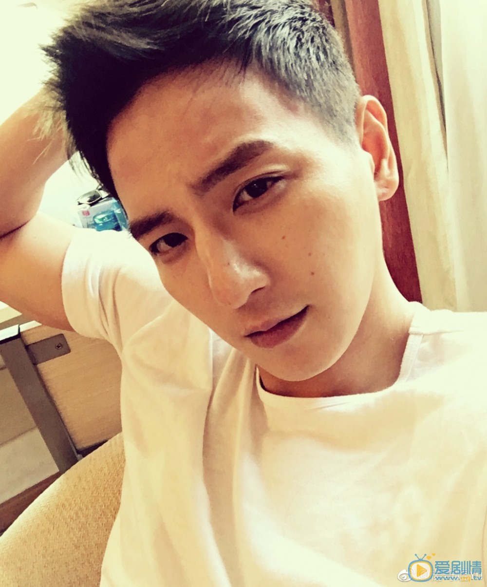 親愛的王子大人趙傑扮演者楊奇煜寫真生活照