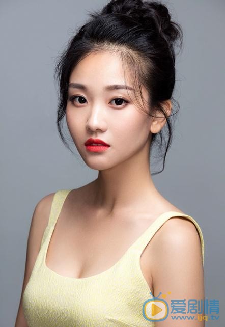 顫抖吧阿部唐青韻是誰扮演的？顫抖吧阿部唐青韻扮演者陳晨個人資料、寫真及生活照欣賞