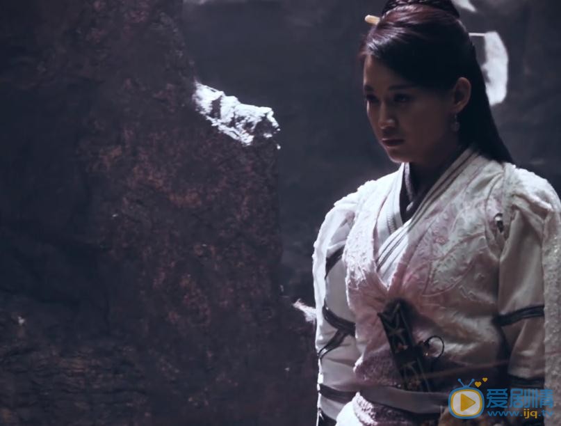 斗破蒼穹雲韻的真實身份是什麼?雲韻為什麼在魔獸山脈?