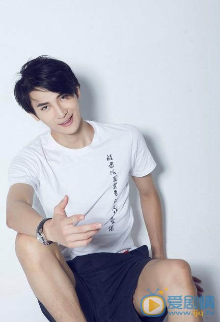 李向哲個人資料簡介 李向哲寫真