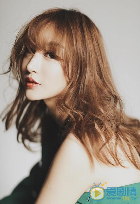 劉羽琦個人資料簡介 劉羽琦寫真