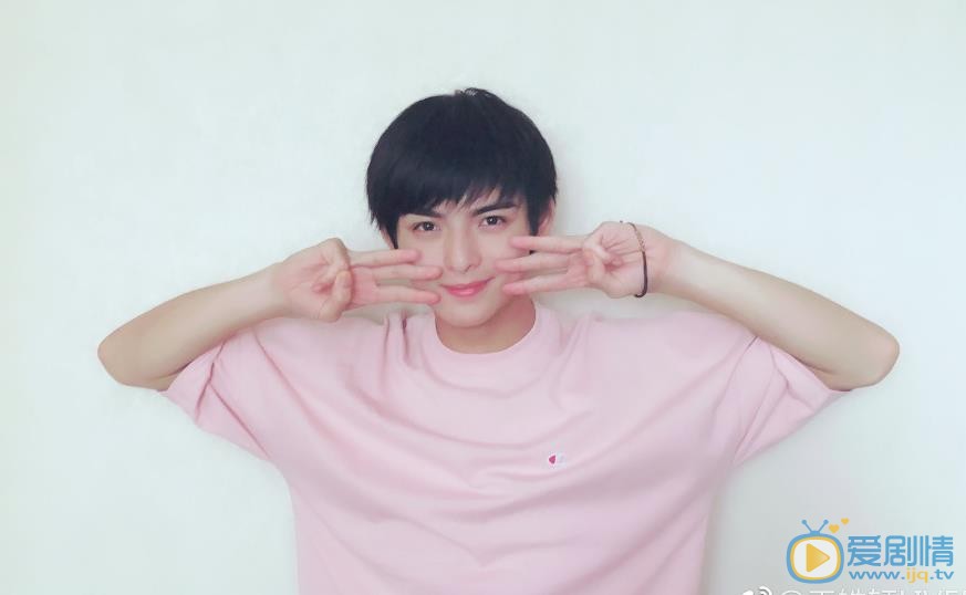 沙海蘇萬是誰扮演的？沙海蘇萬扮演者王皓軒個人資料及寫真生活照