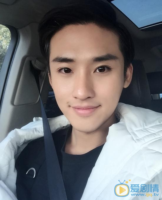 醉玲瓏元溟是誰演的？醉玲瓏元溟扮演者張赫個人資料、寫真及生活照欣賞