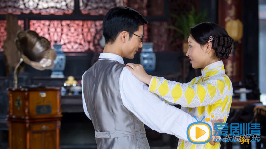 碧血書香夢丁丹萍的真實身份是什麼？丁丹萍是沒落的皇族嗎？丁丹萍真實身份大揭秘