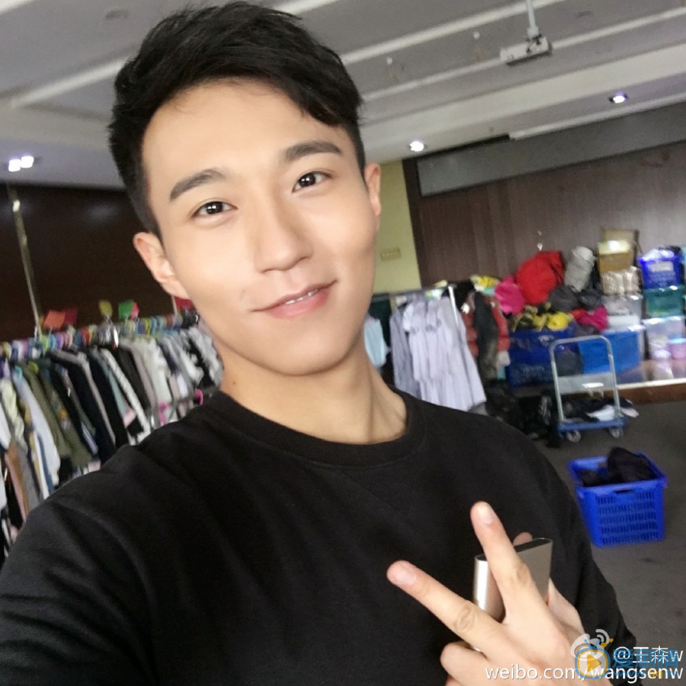 外科風雲揚子軒扮演者王森寫真生活照欣賞