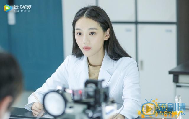 致我們暖暖的小時光謝雨吟的飾演者是誰 劇中的她有著超高人氣