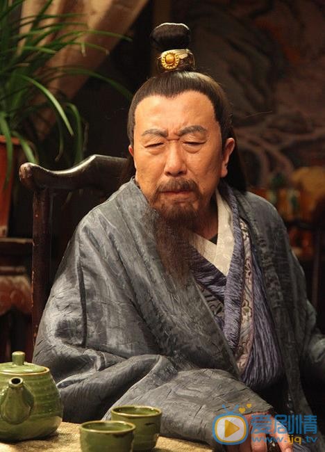 我是你的眼為陳實治眼的錢大夫是誰演的，錢伯仲飾演者雷恪生資料簡介及作品盤點