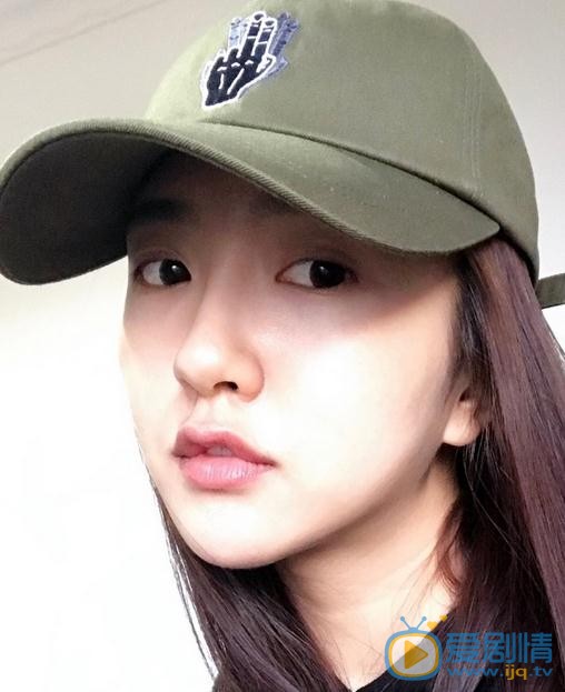 擇天記莫雨是誰扮演的？莫雨扮演者許齡月個人資料、寫真及生活照欣賞