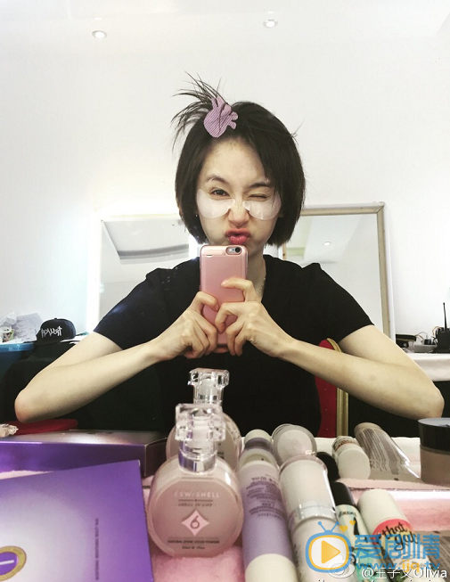 歡樂頌曲筱綃喜歡包奕凡嗎?王子文最新生活照欣賞