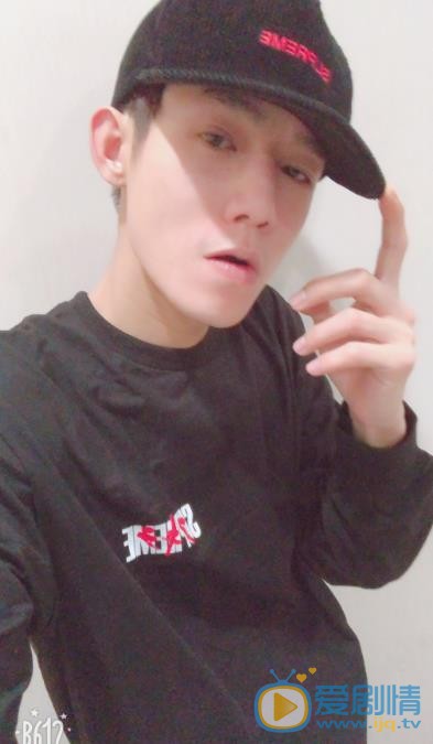 沙海楊好是誰扮演的？沙海楊好扮演著朱戩個人資料、寫真生活照