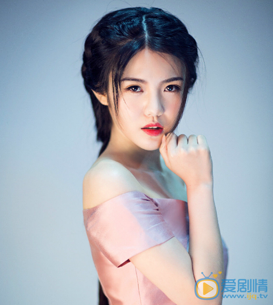 施潮錦子個人資料簡介 施潮錦子媒體評價  施潮錦子寫真