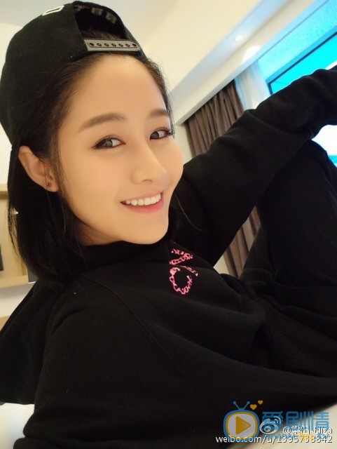 思美人昭碧霞扮演者梁田寫真生活照欣賞