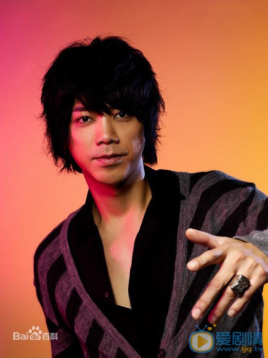 蘇見信個人資料簡介 蘇見信家庭背景 蘇見信寫真照