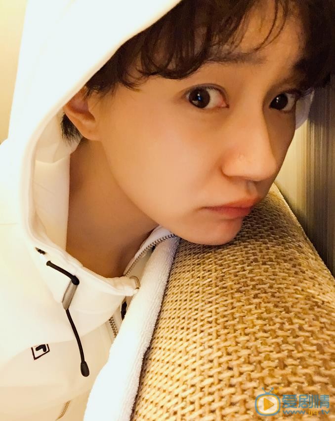 愛情進化論鹿飛師姐是誰飾演的？鹿飛師姐扮演者焦俊艷個人資料、寫真及生活照欣賞