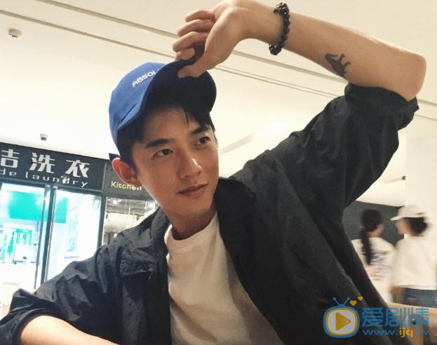 流星花園馮美作是誰演的？馮美作扮演者梁靖康個人資料、寫真及生活照欣賞