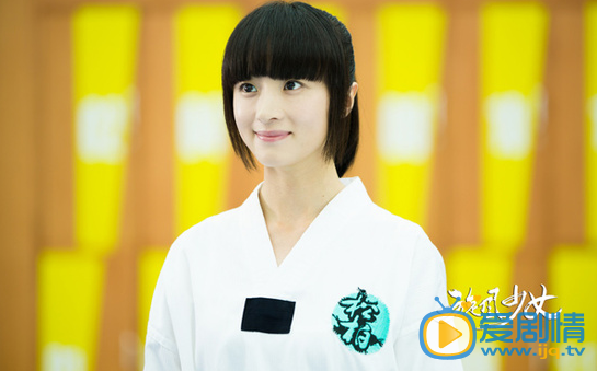 鏇風少女戚百草喜歡的人是誰？戚百草和誰在一起了？