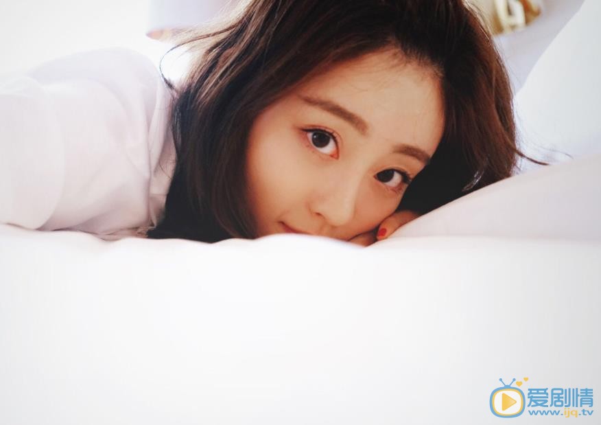 談判官商碧晨扮演者祝緒丹寫真生活照