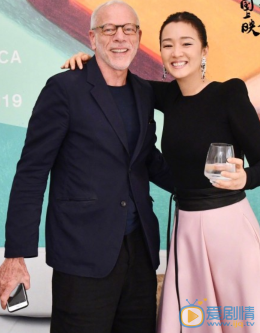 帕斯卡&middot;格里高利個人資料簡介 帕斯卡&middot;格里高利演藝經歷 帕斯卡&middot;格里高利與鞏俐合影