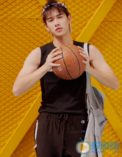 易恆個人資料簡介 易恆演藝經歷 易恆寫真