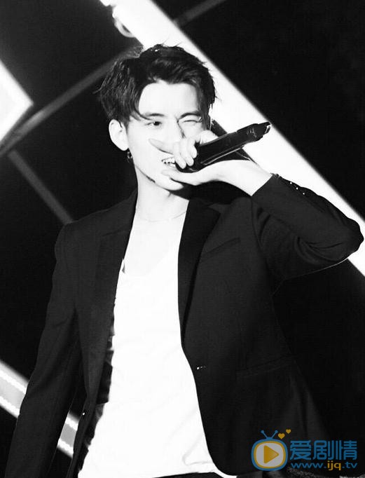 任豪個人資料簡介 任豪舞台照