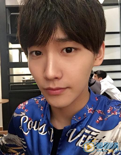 雙世寵妃墨連城是誰扮演的？雙世寵妃墨連城扮演者邢昭林個人資料、寫真及生活照欣賞