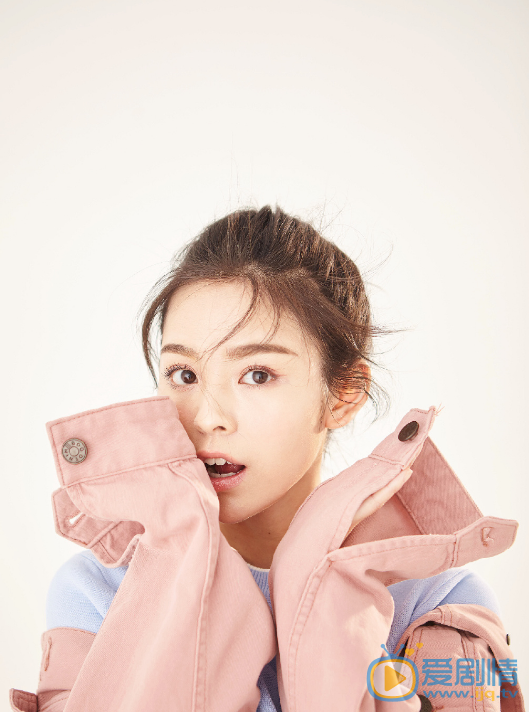 鄧詩韻個人資料簡介 鄧詩韻演藝經歷 鄧詩韻氣質甜美寫真