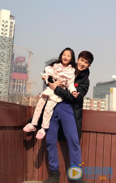 兒科醫生於西是誰演的？兒科醫生於西扮演者李一寧個人資料、寫真及生活照欣賞