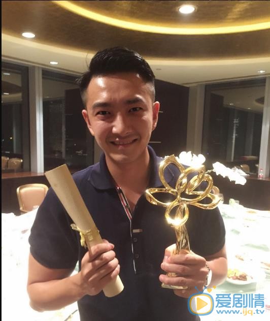 急診科醫生海洋扮演者啟傑個人資料、寫真生活照