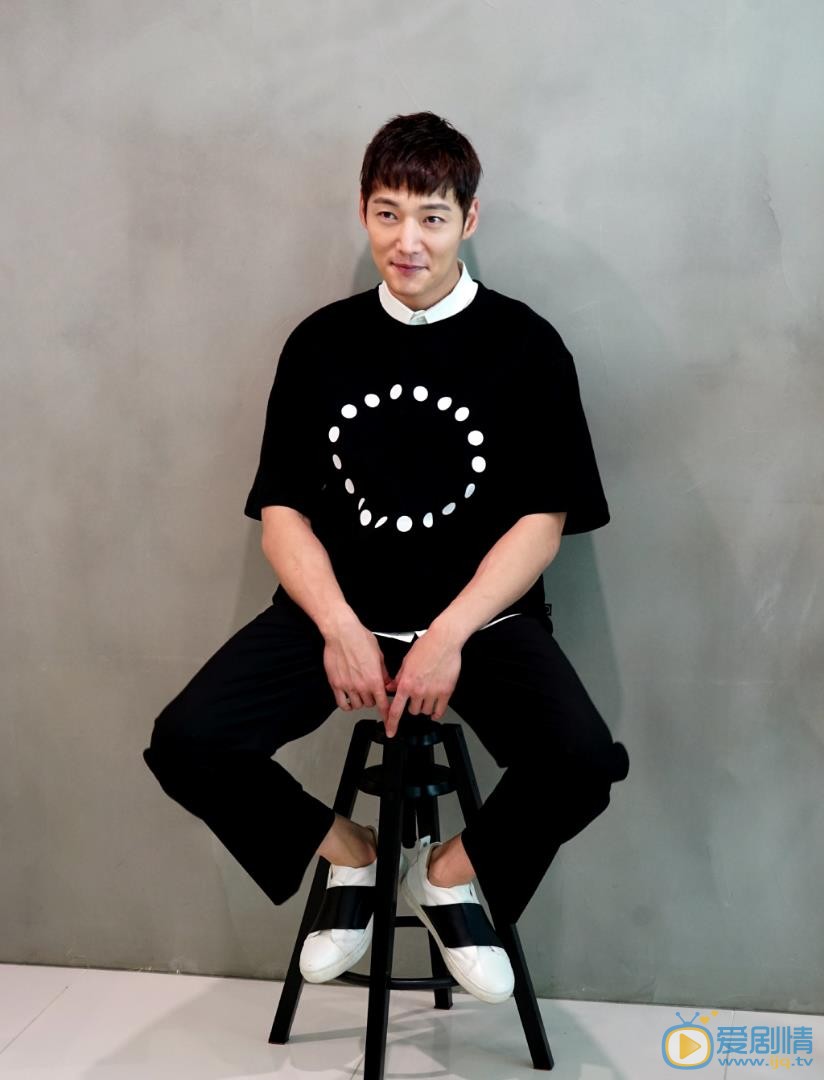 皇后的品格羅王植是誰演的？皇后的品格羅王植扮演者崔振赫個人資料、寫真及生活照欣賞