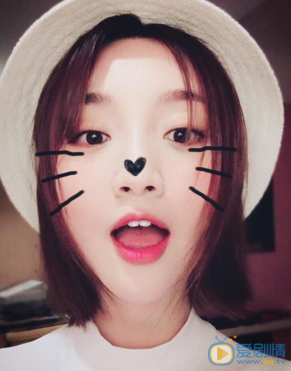 巴清傳姬芥蘭是誰演的？姬芥蘭扮演者鄭雅文個人資料、寫真及生活照欣賞