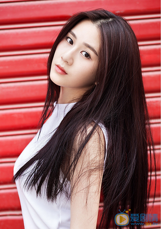 劉穎倫個人資料簡介 劉穎倫家庭背景及個人經歷介紹 劉穎倫圖片生活照