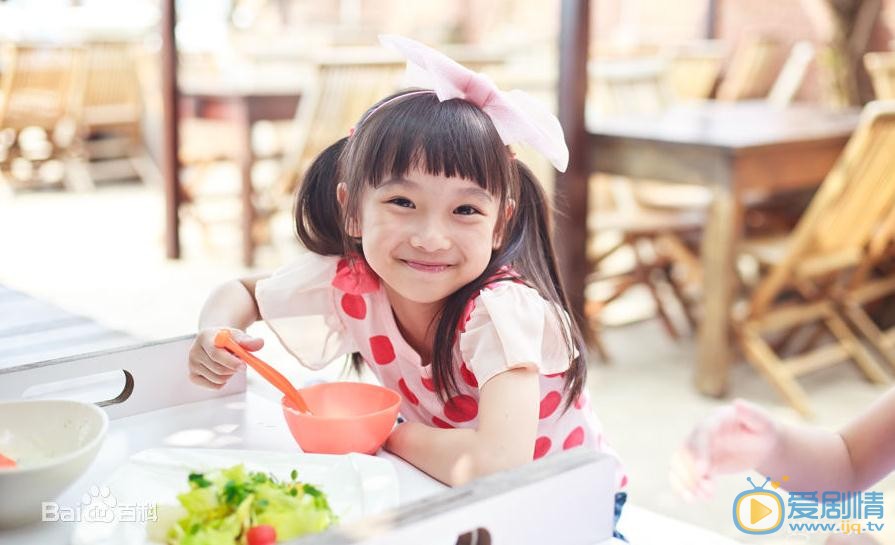 檸檬初上妙妙扮演者謝語恩寫真及生活照欣賞