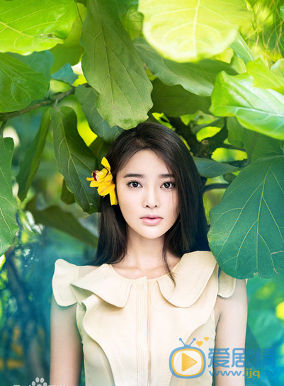  一粒紅塵林薇薇是誰演的？林薇薇扮演者張璇個人資料及生活寫真照欣賞