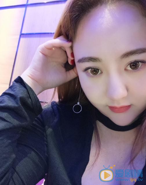 歸去來綠卡是誰演的?綠卡扮演者馬程程個人資料、寫真及生活照欣賞