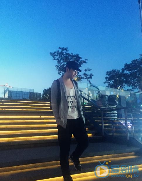 平凡歲月李三寶是誰演的？平凡歲月李三寶扮演者趙一維個人資料、寫真及生活照欣賞