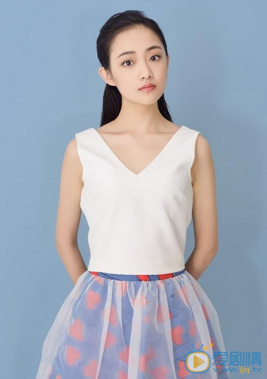 半妖傾城東哥是誰扮演的？東哥扮演者吳佳怡個人資料、寫真及生活照欣賞