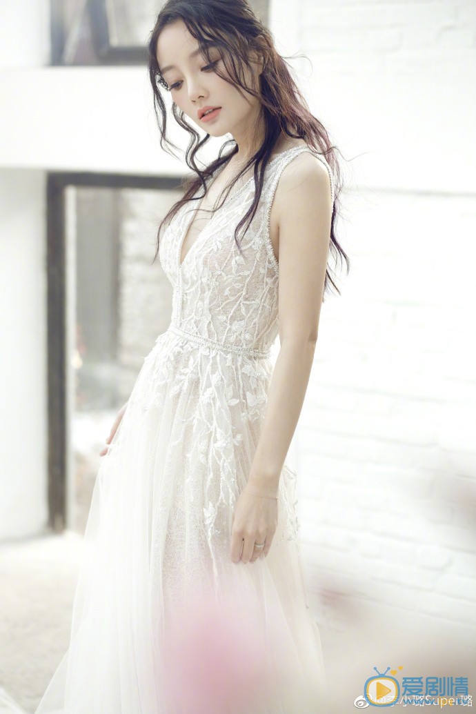  李小璐出軌了嗎 李小璐和賈乃亮離婚了嗎？