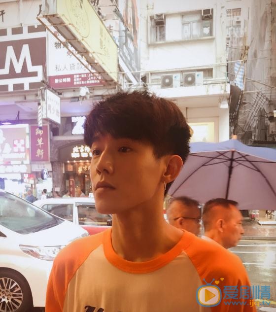 鳳囚凰何戢是誰演的？鳳囚凰何戢扮演者朱戩個人資料、寫真及生活照欣賞