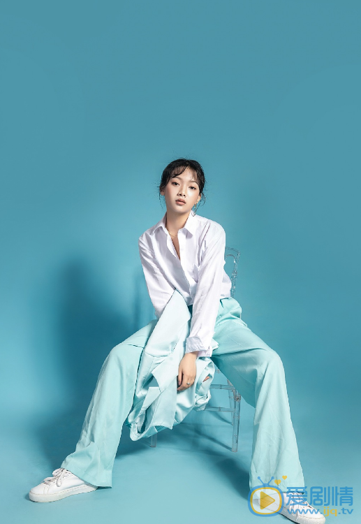 溫茉言個人資料簡介 溫茉言演藝經歷 溫茉言氣質寫真圖片